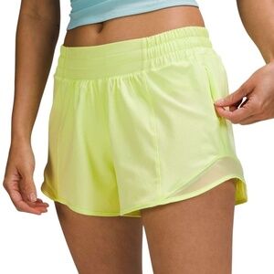 LULULEMON Hotty Hot Low Rise Short 4" in Crispin Green Size 4